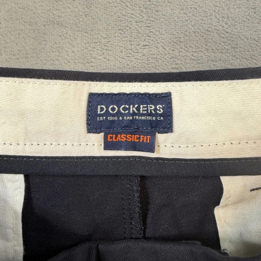 New Dockers Easy Khaki Classic Fit Pants Mens Size 38x29 Navy Blue Stretch